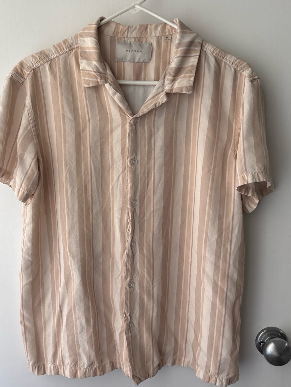 PacSun Men's Short Sleeve Stripe Button-Up Shirt - Light Peach